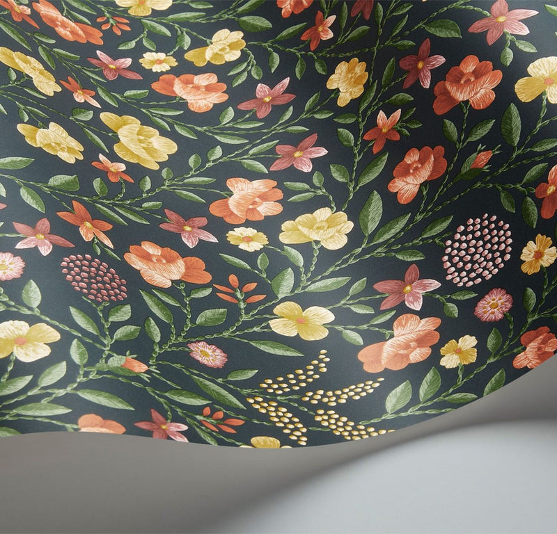 Court Embroidery Wallpaper